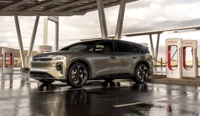 Lucid Air and Gravity Adds Tesla Supercharger Access